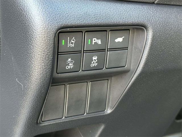 2022 Honda CR-V Hybrid Touring photo 17