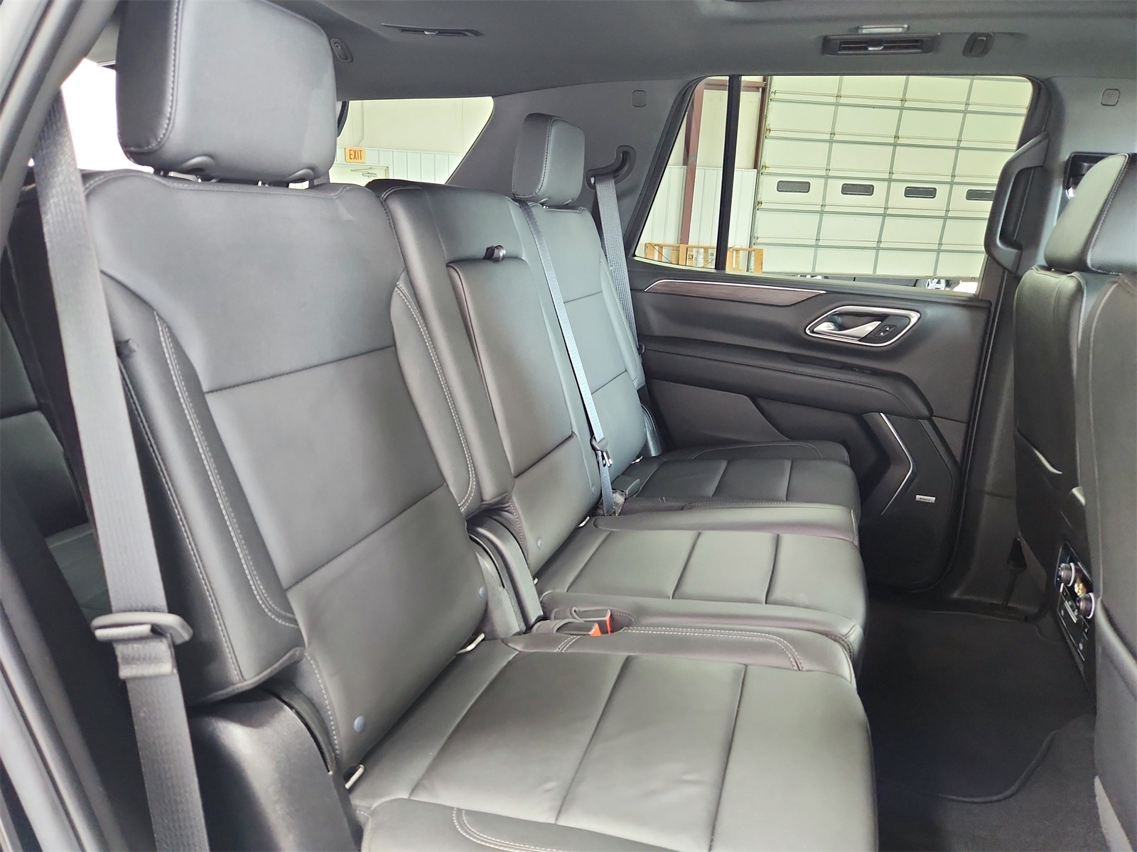 2022 Chevrolet Tahoe LT photo 40