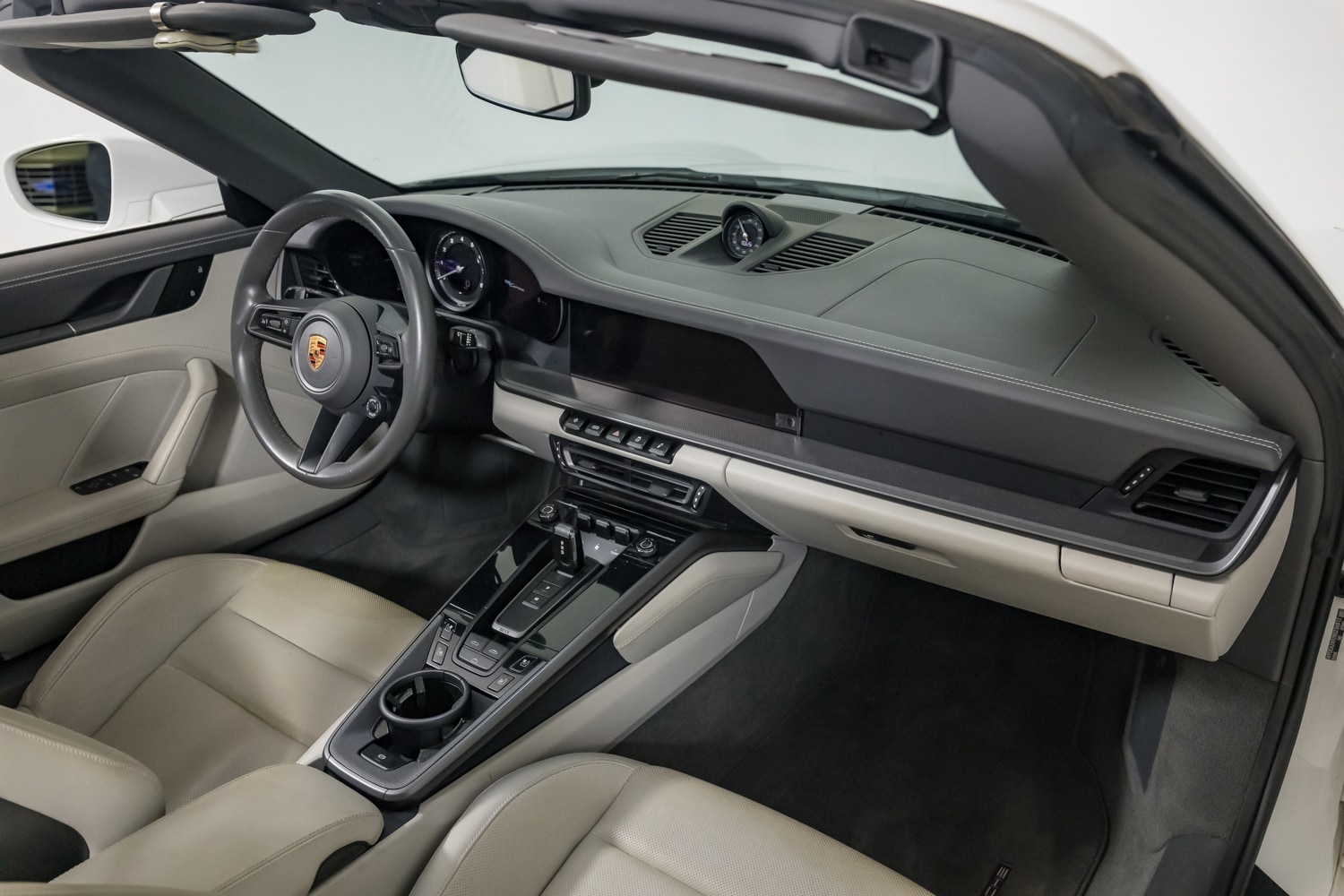 2022 Porsche 911 4 photo 28