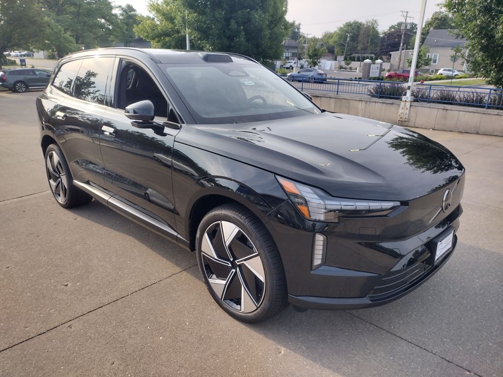 2025 VOLVO EX90 - Image 3