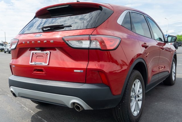 2020 Ford Escape SE photo 5