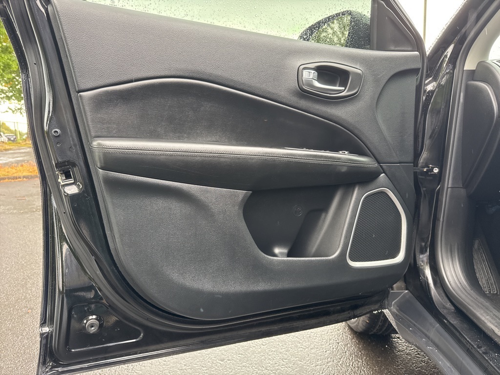 2020 Jeep Compass Altitude photo 5