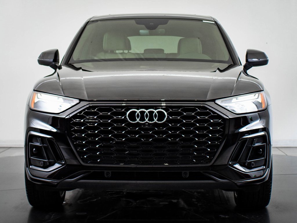 2023 Audi Q5 45 S line Premium Plus photo 2