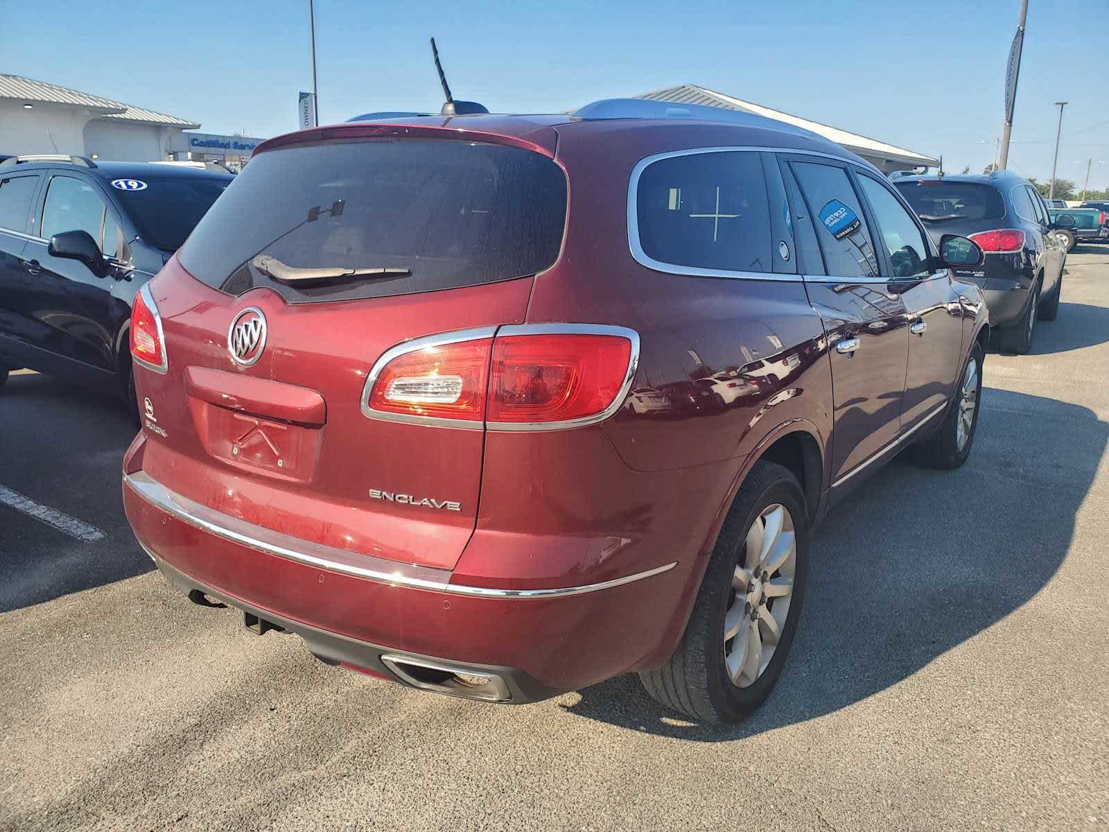 2017 Buick Enclave Premium photo 3