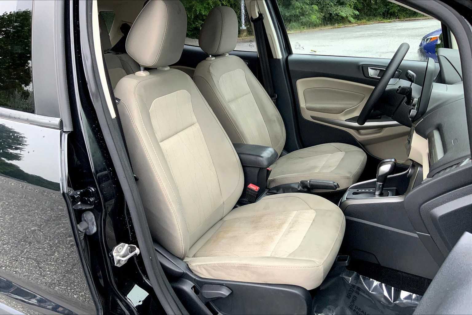2021 Ford EcoSport SE photo 8