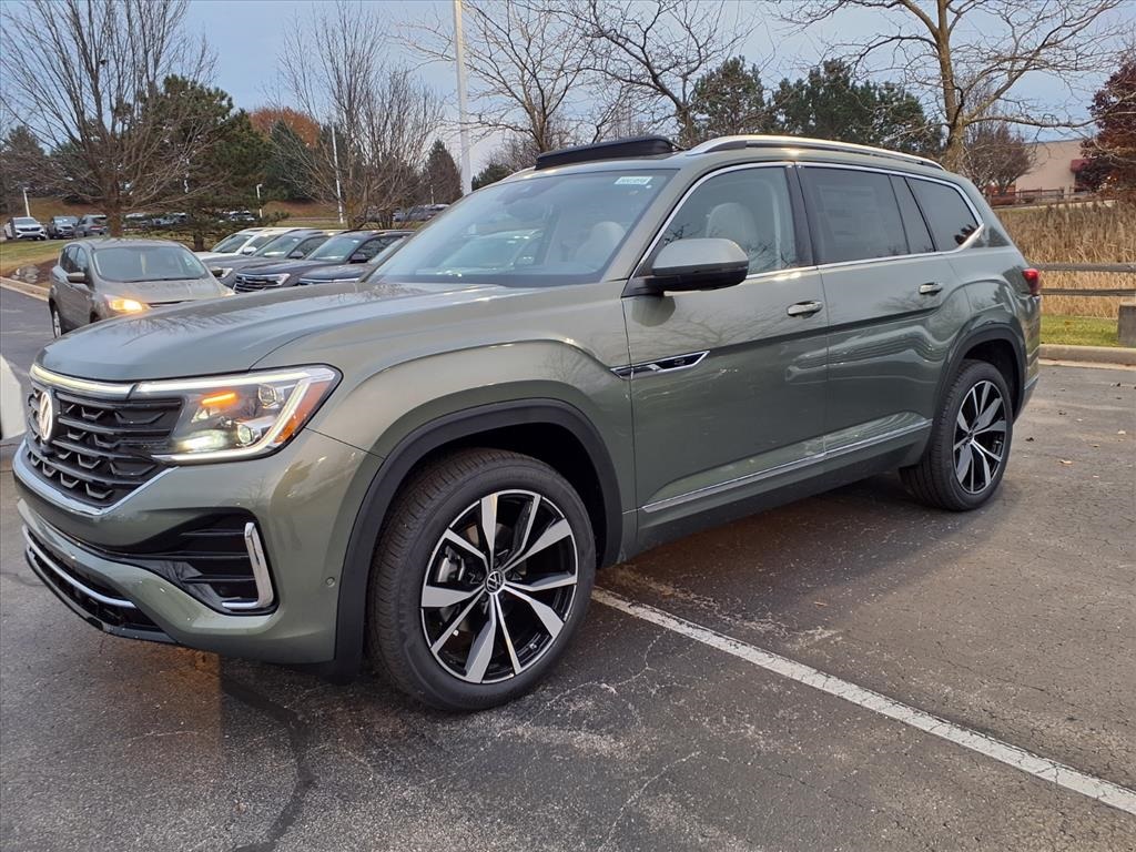 2026 Volkswagen Atlas SEL Premium R-Line photo 3