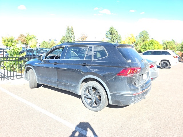 2023 Volkswagen Tiguan SE R-Line Black photo 2
