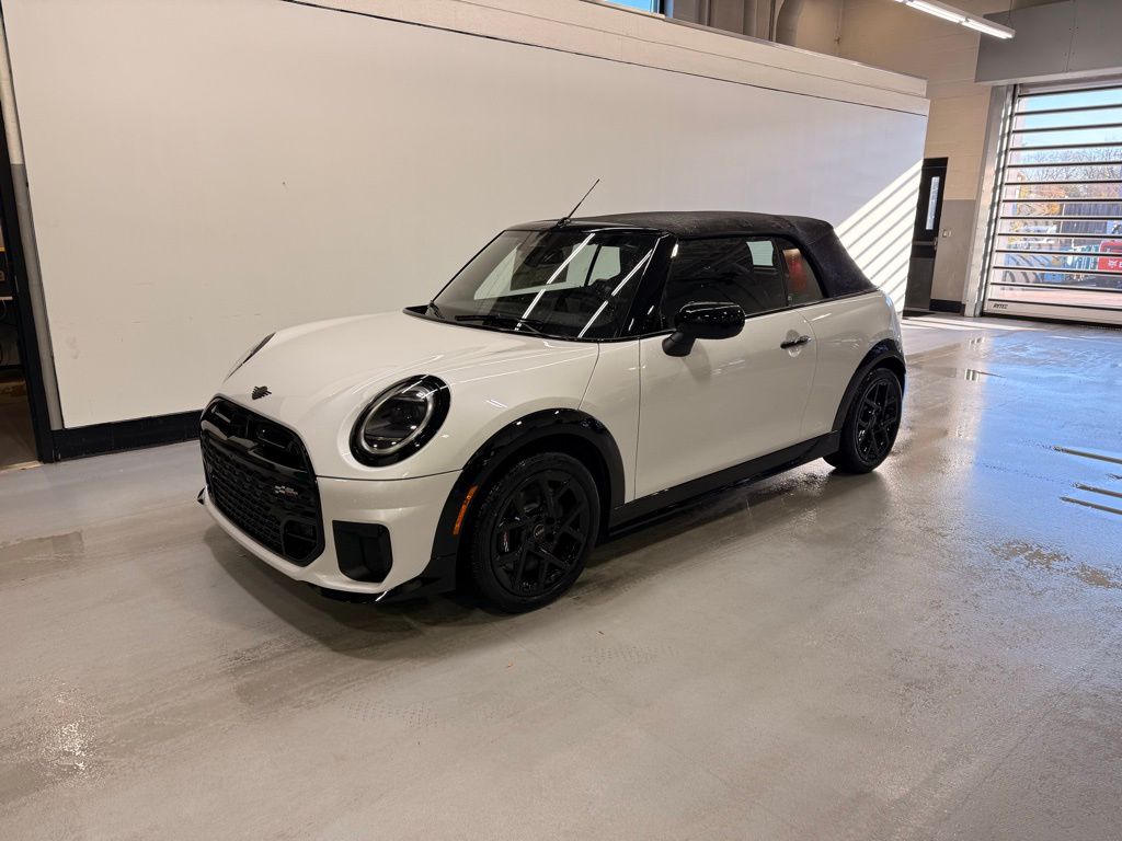 2026 MINI Convertible S's photo