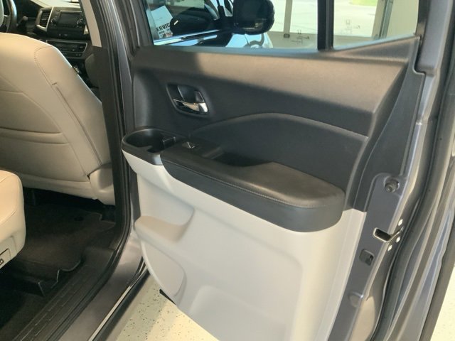 2019 Honda Ridgeline RTL photo 39