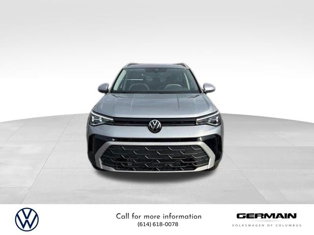 2025 Volkswagen Taos SE photo 2