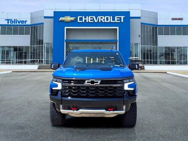 2025 Chevrolet Silverado 1500 ZR2 photo 3