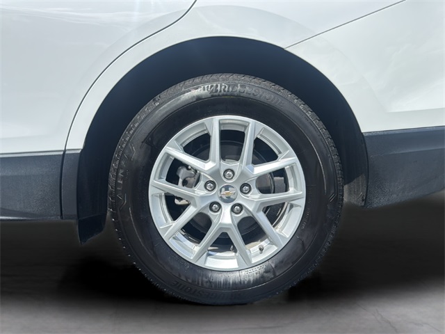 2024 Chevrolet Equinox LT photo 19