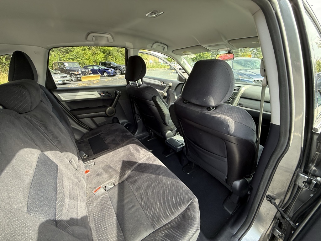 2011 Honda CR-V SE photo 4