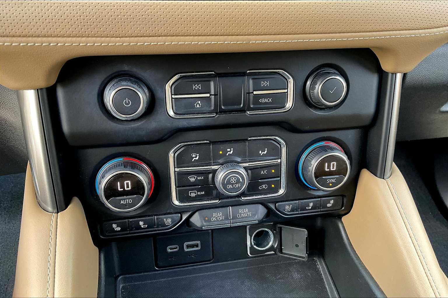 2021 Chevrolet Tahoe Premier photo 32