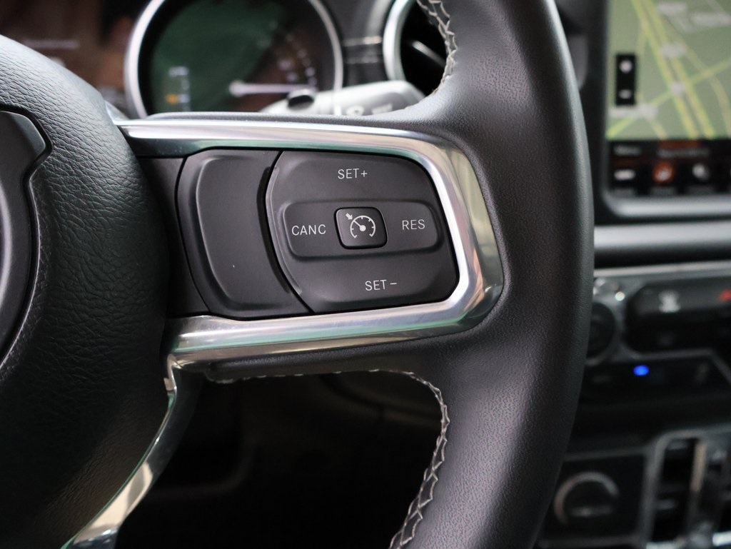 2023 Jeep Wrangler Sahara 4xe photo 25