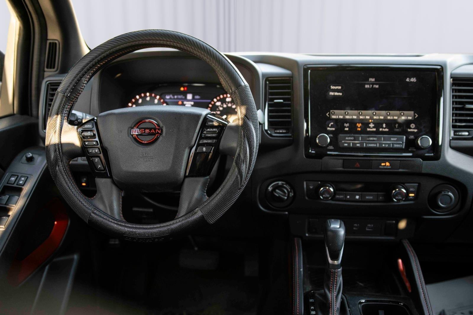 2022 Nissan Frontier PRO-4X photo 3