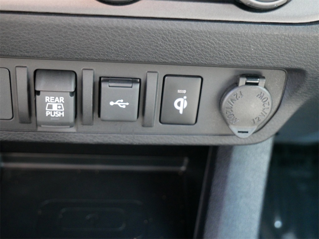 2023 Toyota Tacoma TRD Off-Road photo 20