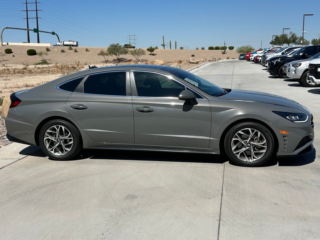 2022 Hyundai Sonata SEL Convenience N Line photo 3