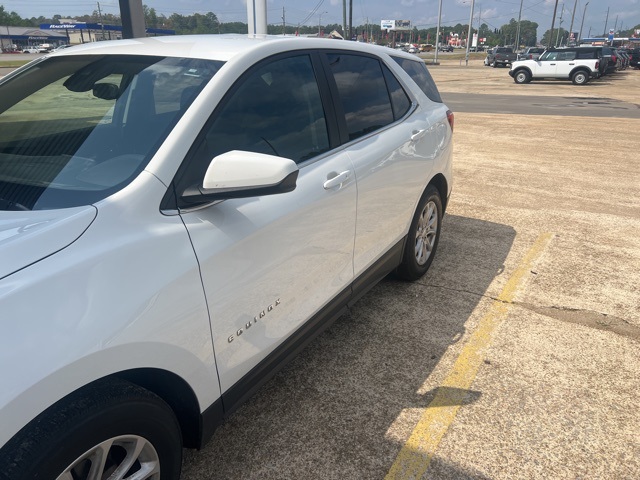 2021 Chevrolet Equinox LT photo 4