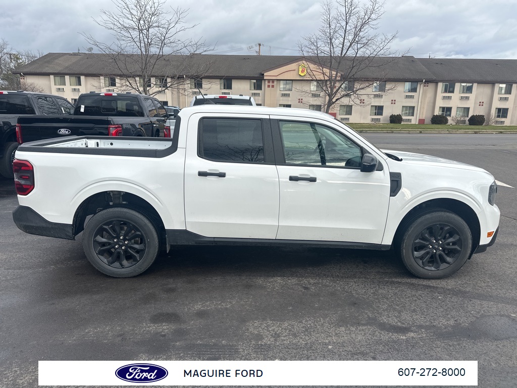 2023 Ford Maverick XLT photo 3