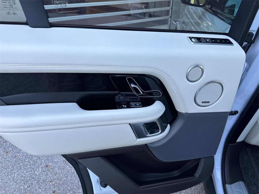 2019 Land Rover Range Rover SuperCharged HSE photo 13