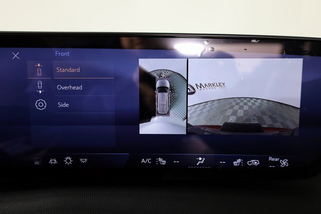 2025 Buick Enclave Sport Touring photo 3