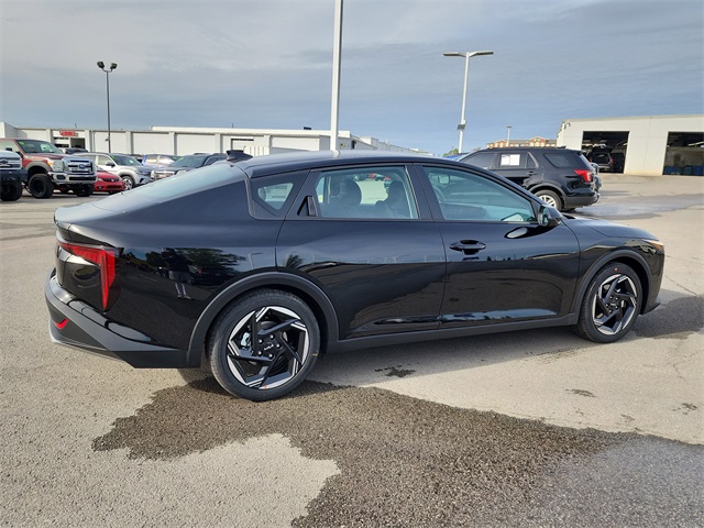 2025 Kia K4 EX photo 2