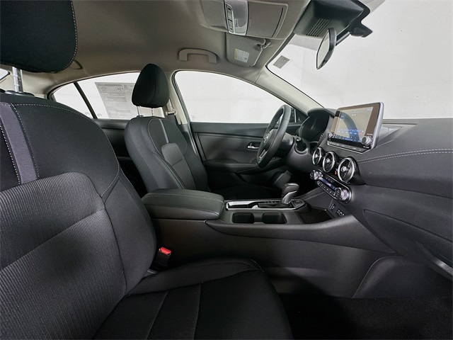 2025 Nissan Sentra SV photo 27