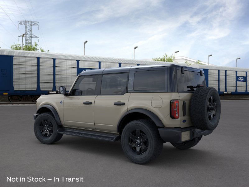 2025 Ford Bronco Outer Banks photo 4