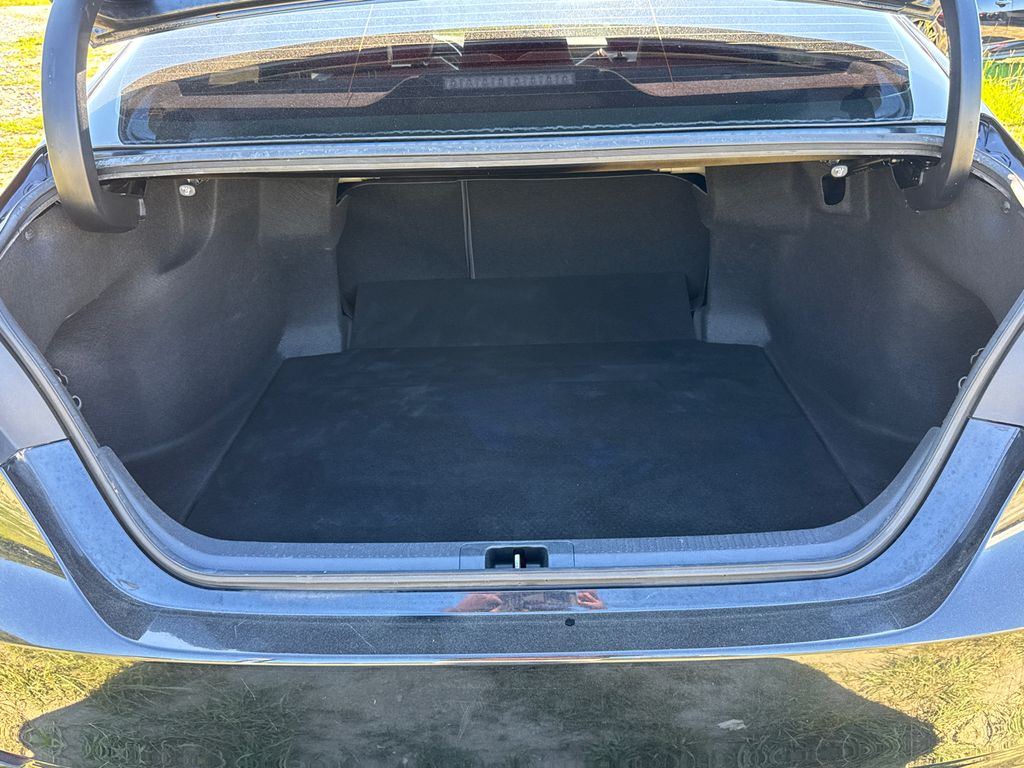 2021 Toyota Camry XSE photo 17