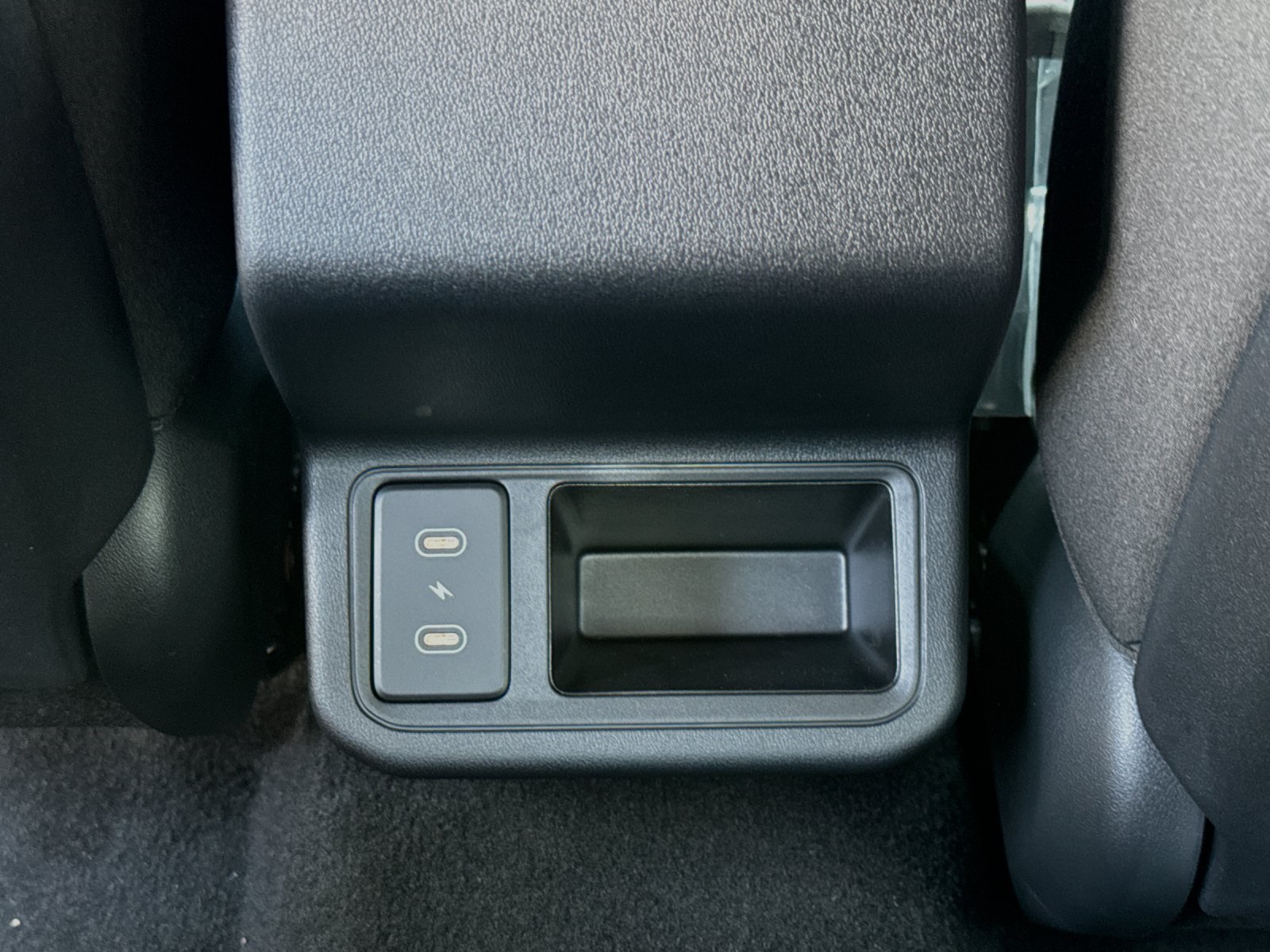 2025 Kia K4 LXS photo 12