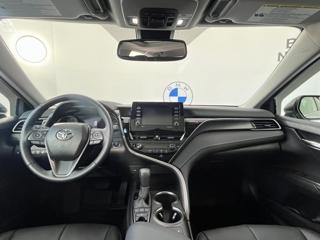 2024 Toyota Camry SE photo 9