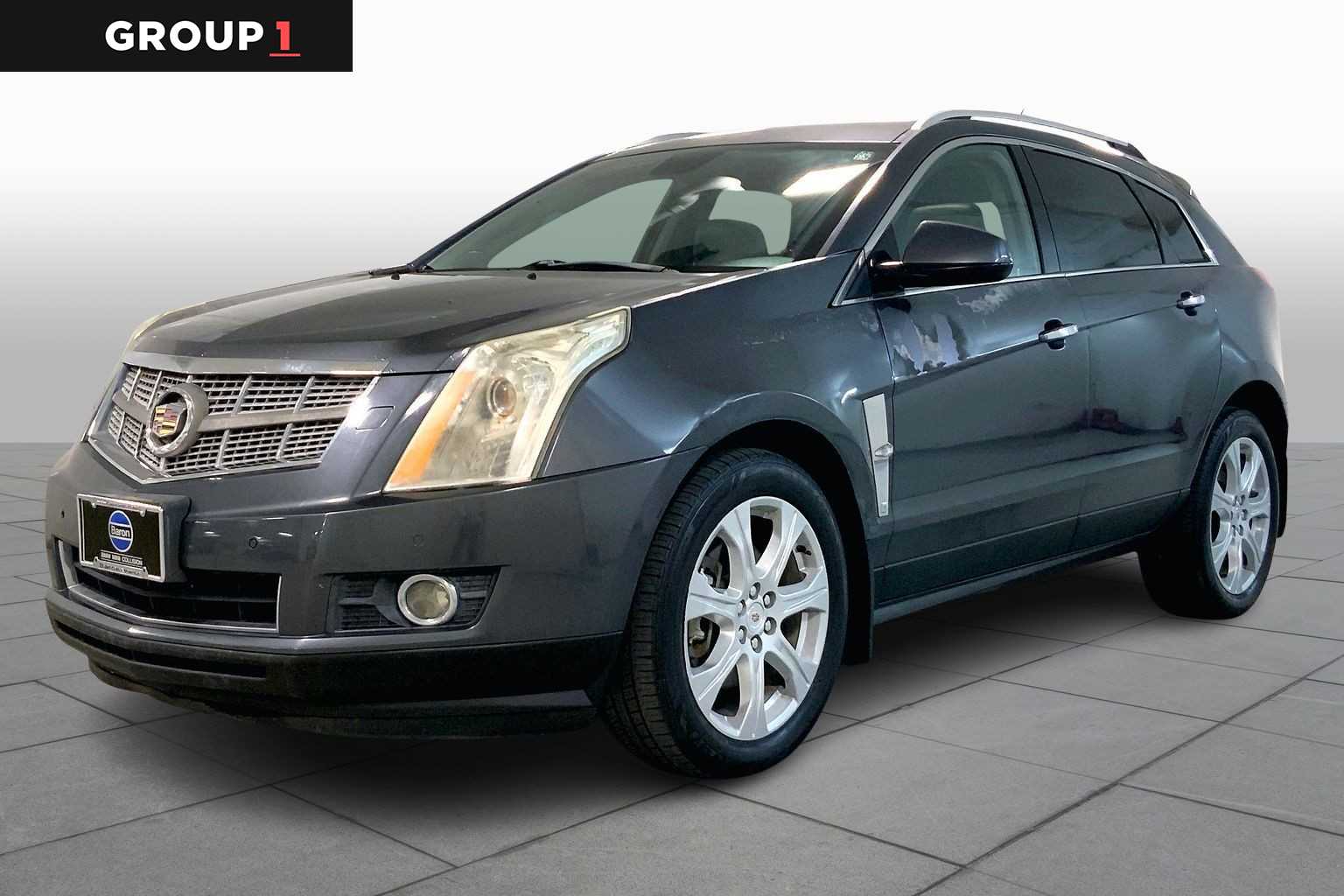 2010 Cadillac SRX's photo