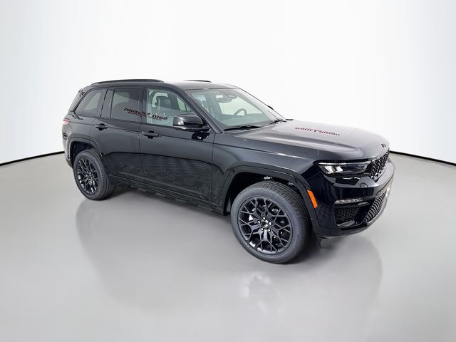 2025 Jeep Grand Cherokee Summit's photo