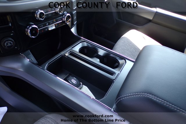 2025 Ford F-150 XLT photo 18