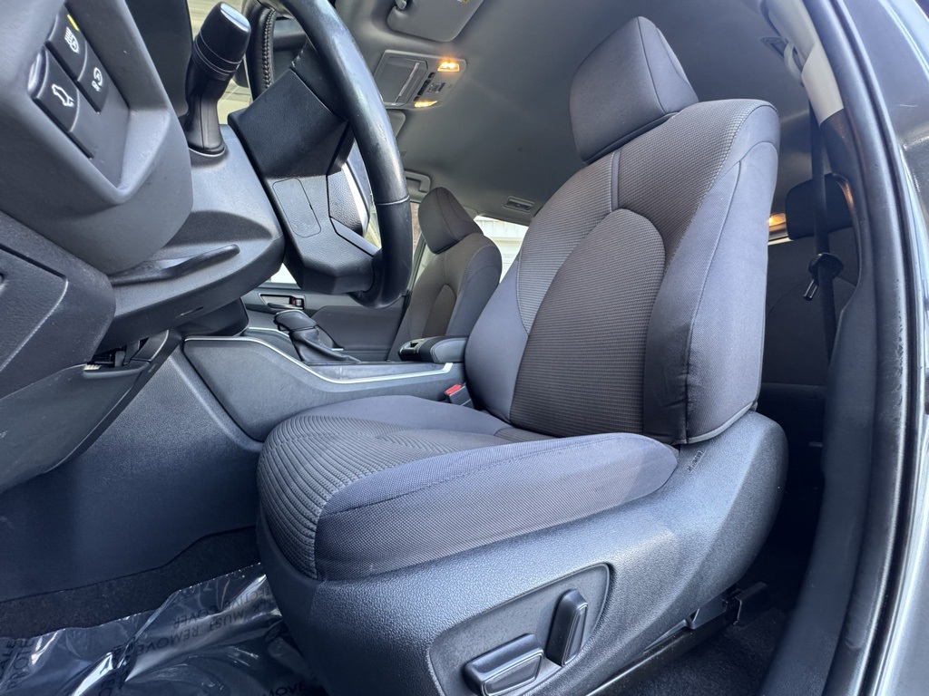 2023 Toyota Highlander L photo 7