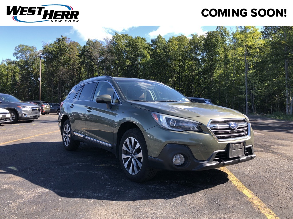 2019 Subaru Outback 2.5i Touring photo 2