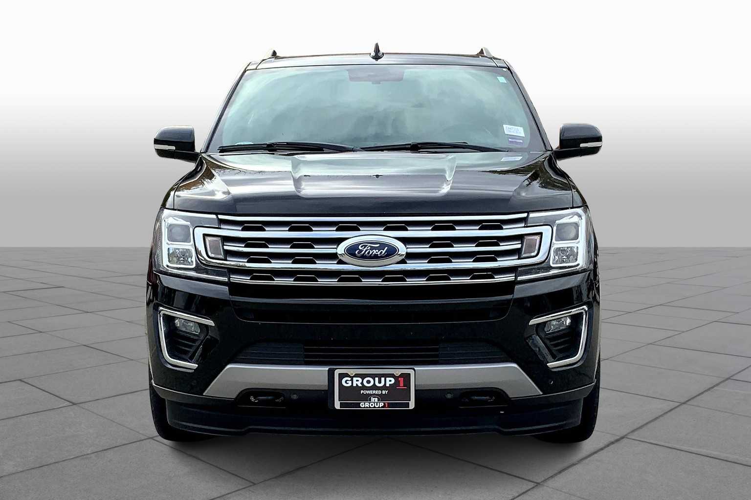 2018 Ford Expedition Limited photo 2