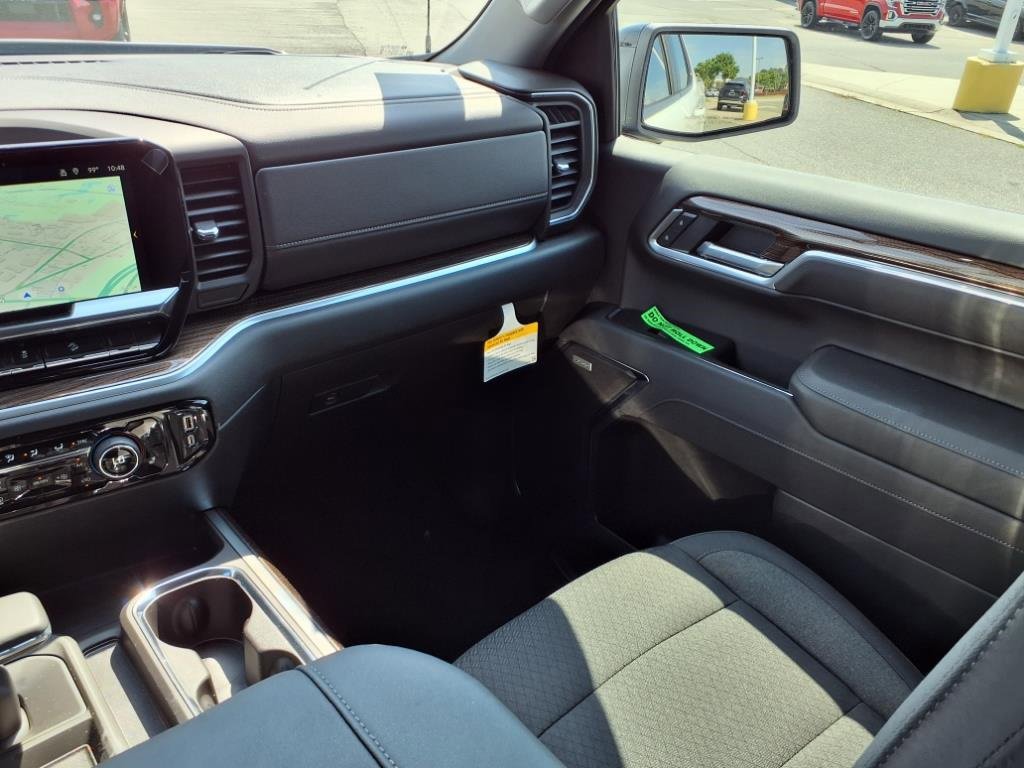 2026 Chevrolet Silverado 1500 RST photo 19