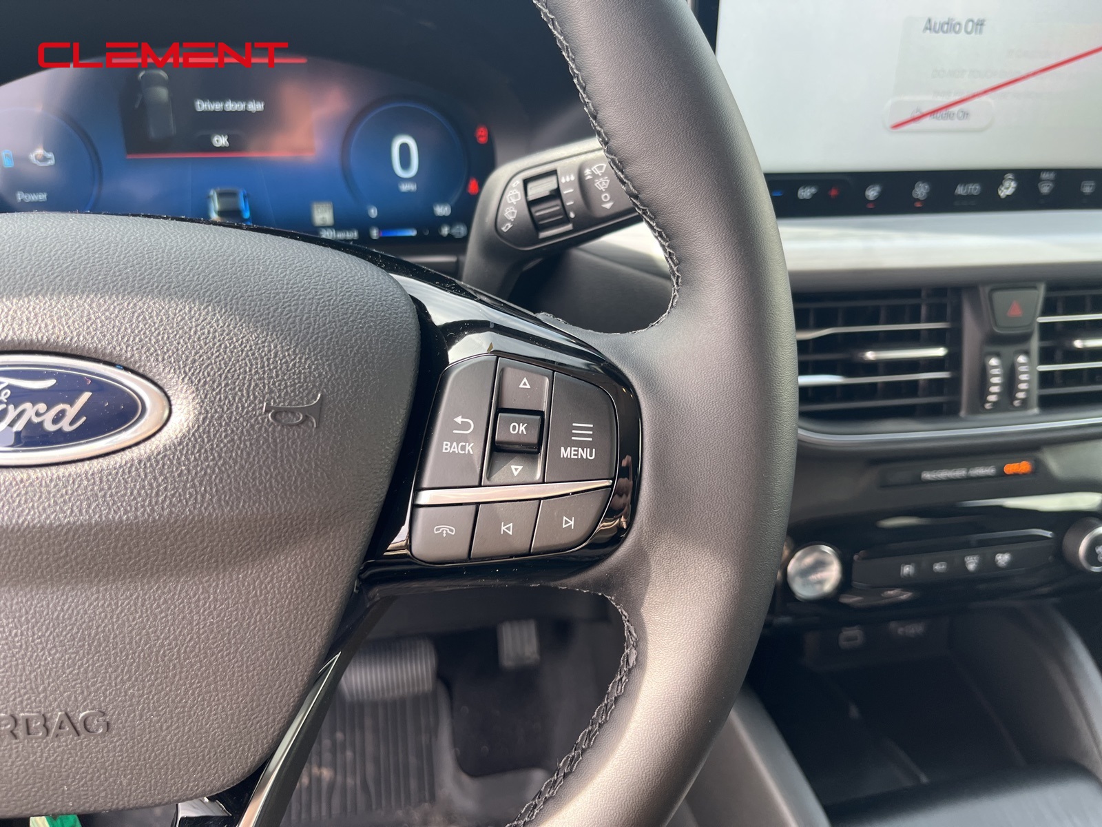 2024 Ford Escape Premium photo 6