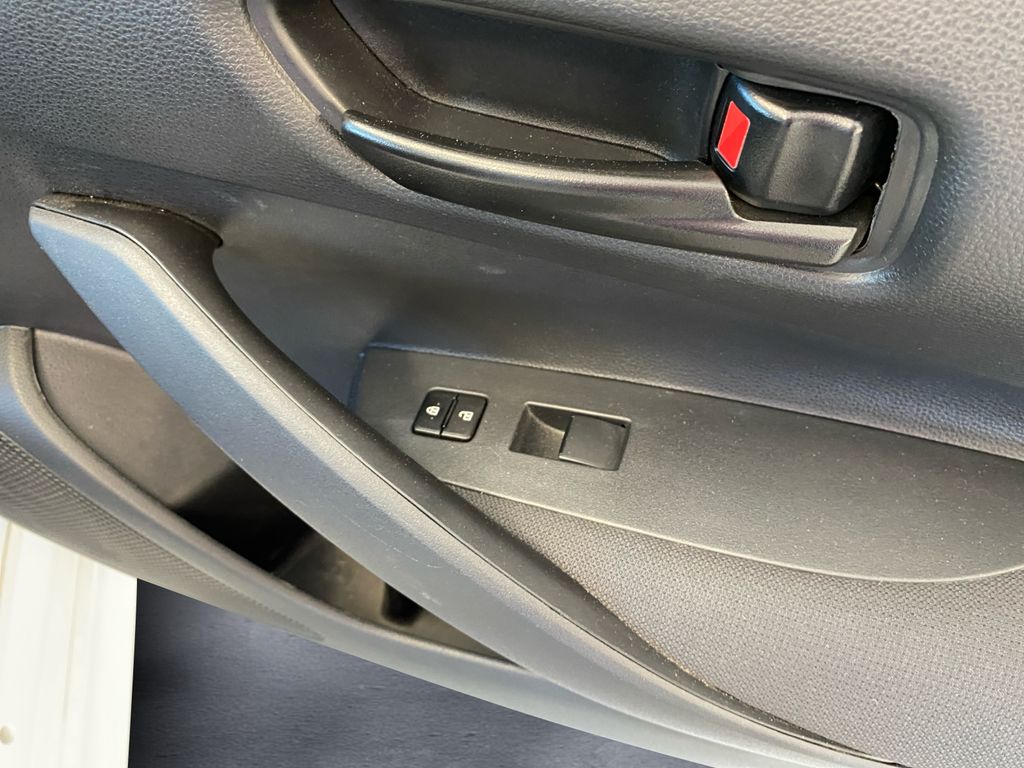 2023 Toyota Corolla LE photo 15