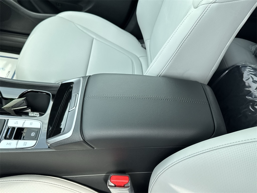 2025 Hyundai Santa Cruz SEL photo 26