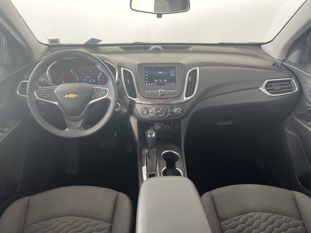 2019 Chevrolet Equinox LT photo 2