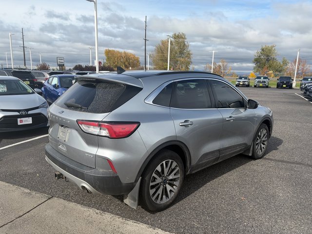 2021 Ford Escape Titanium photo 3