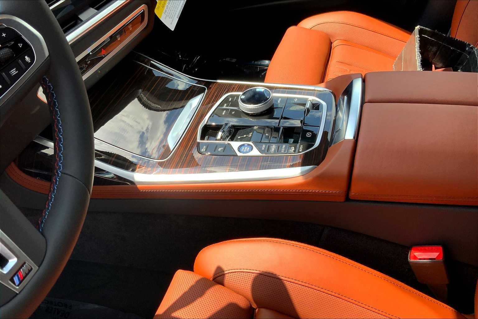 2026 Bmw X7 M60i photo 7