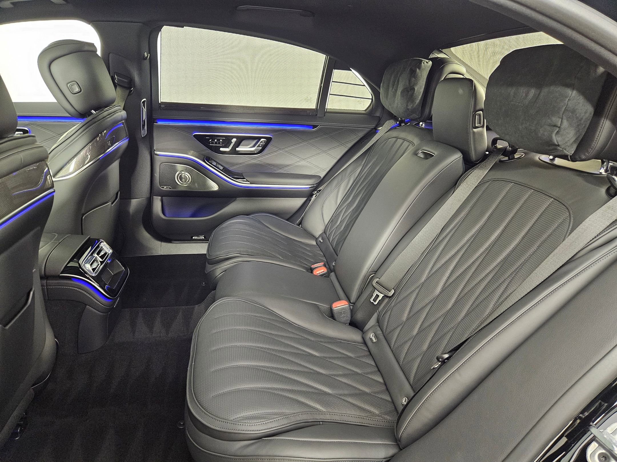 2025 Mercedes Benz S AMG 63 e 4MATIC photo 19
