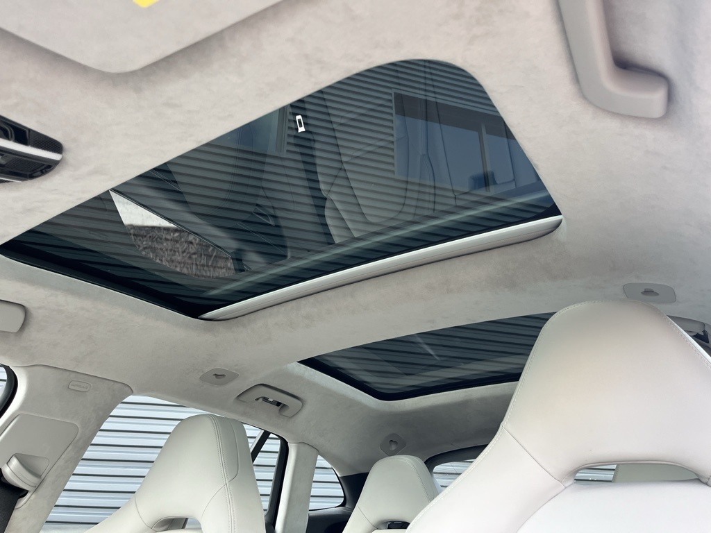 2020 Porsche Panamera Sport Turismo GTS photo 25