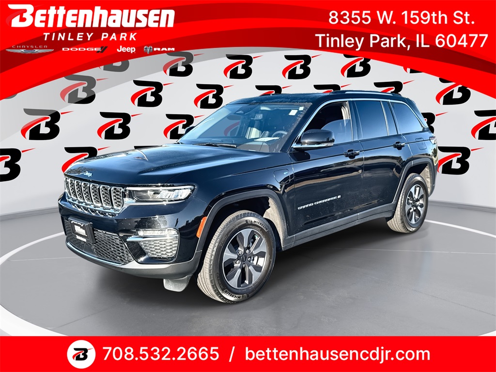2023 Jeep Grand Cherokee 4xe's photo