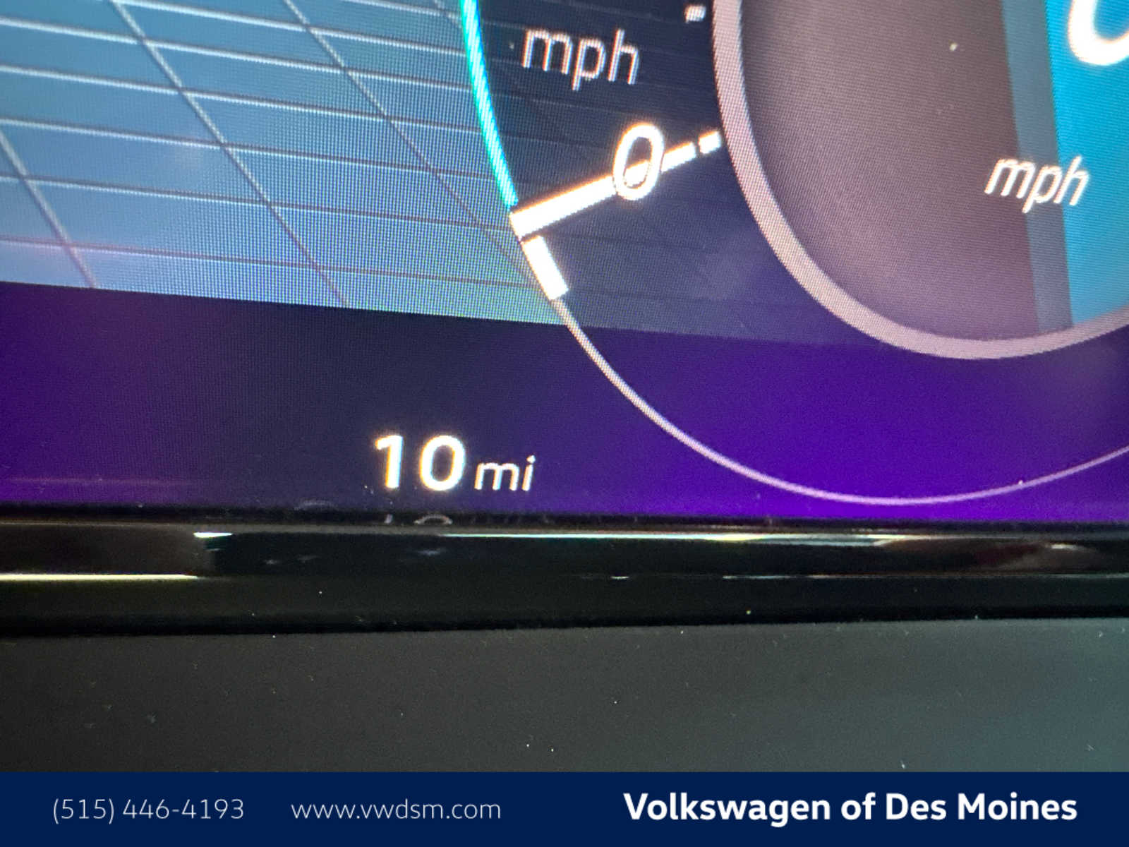 2025 Volkswagen Atlas Cross Sport SEL Premium R-Line photo 15