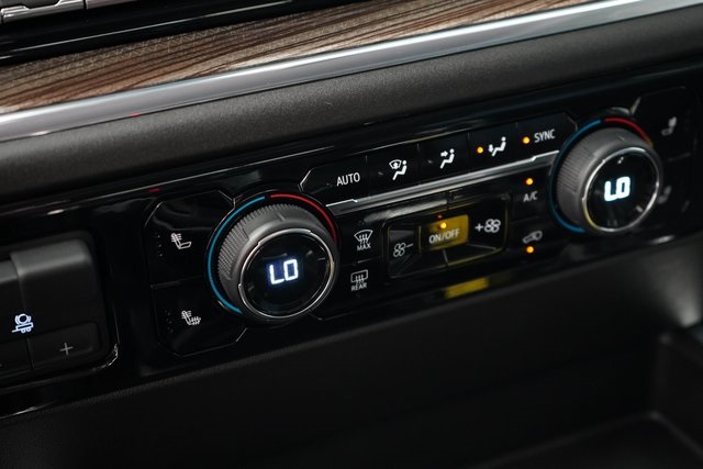 2024 Chevrolet Silverado 1500 RST photo 25